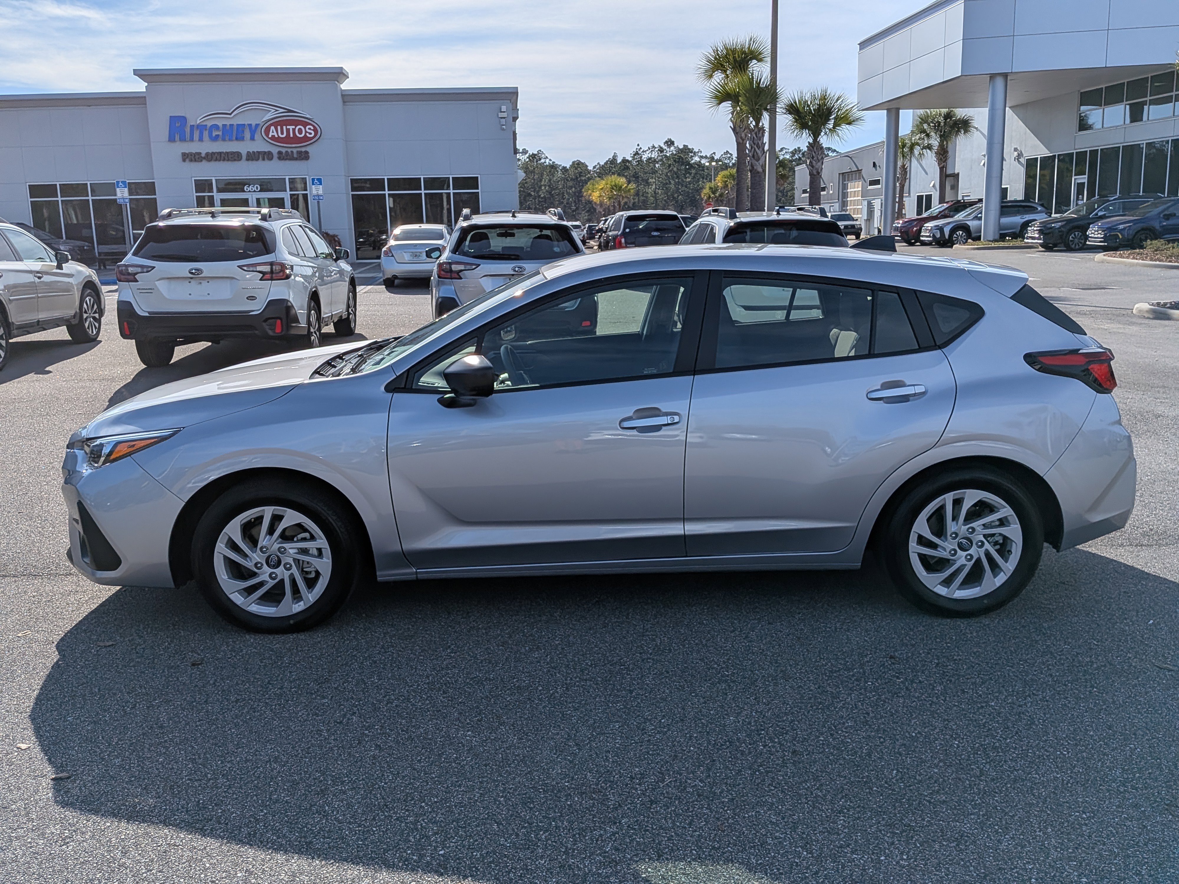 Certified 2025 Subaru Impreza 2.0i image 7