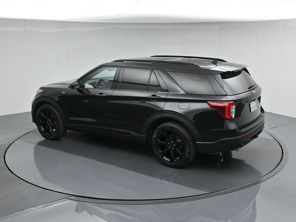 Used 2024 Ford Explorer ST-Line w/ Class IV Trailer Tow Package RWD image 46
