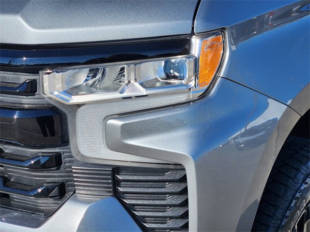 Used 2024 Chevrolet Silverado 1500 LT Trail Boss w/ LPO, Dark Essentials Package image 9