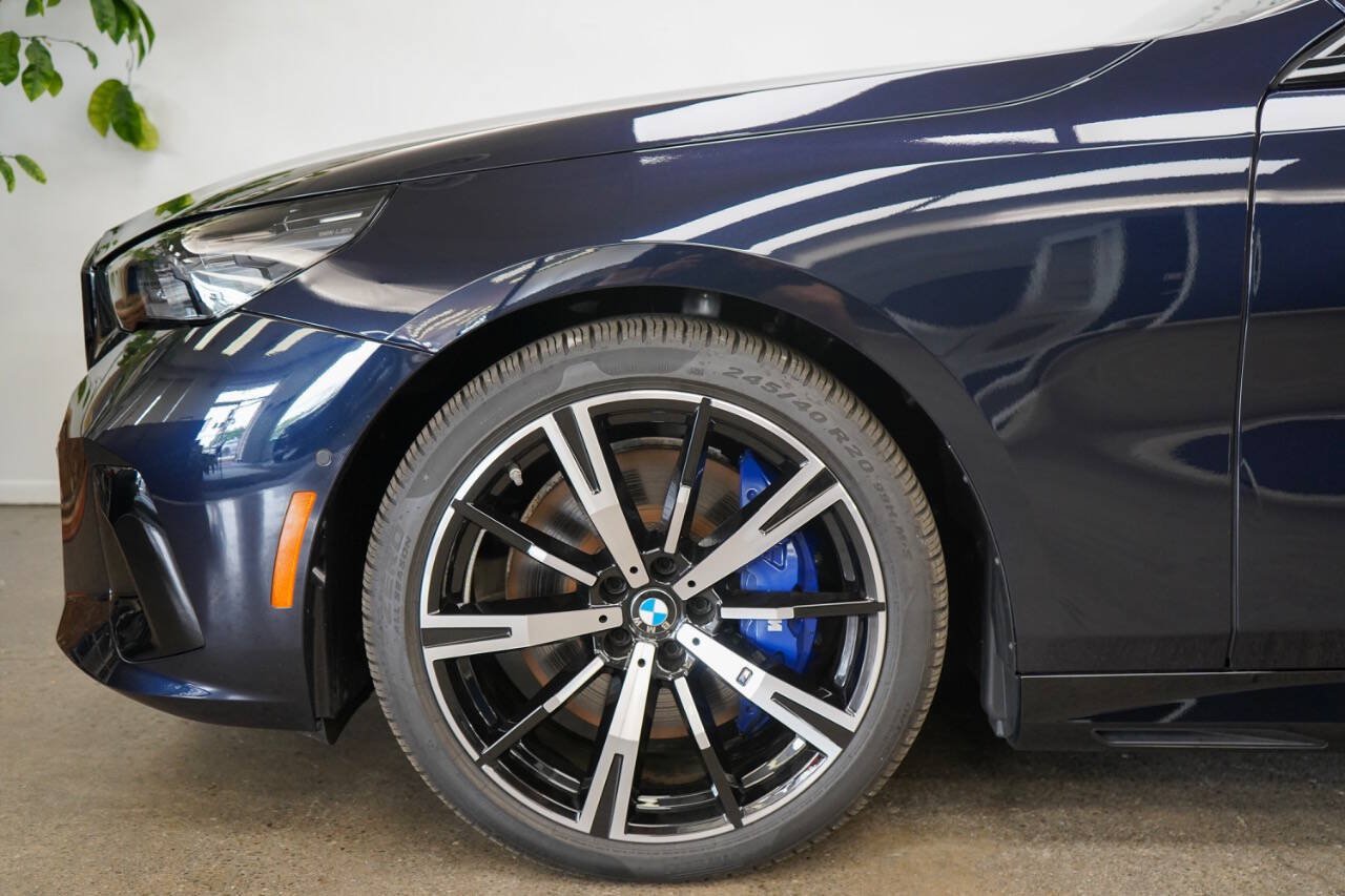 Used 2026 BMW 540i xDrive AWD/4WD image 7