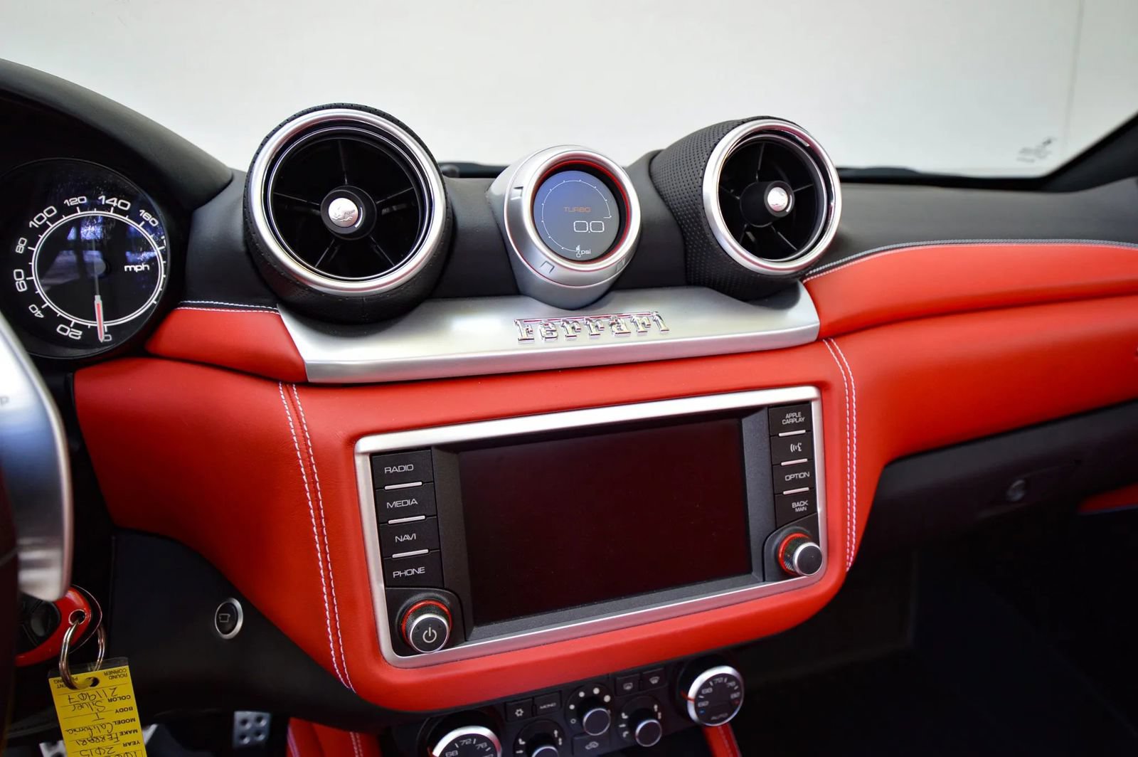 Used 2015 Ferrari California T RWD image 57