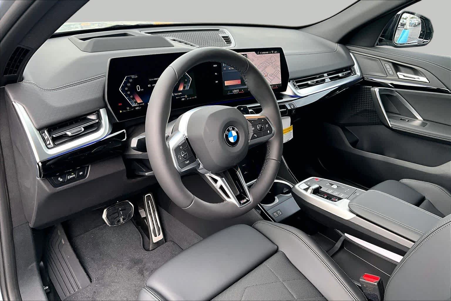New 2026 BMW X2 xDrive28i w/ Technology Package AWD/4WD image 7