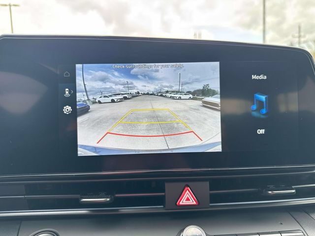 New 2026 Hyundai Elantra SEL FWD image 30
