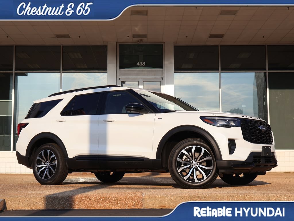 Used 2026 Ford Explorer ST-Line AWD/4WD image 2