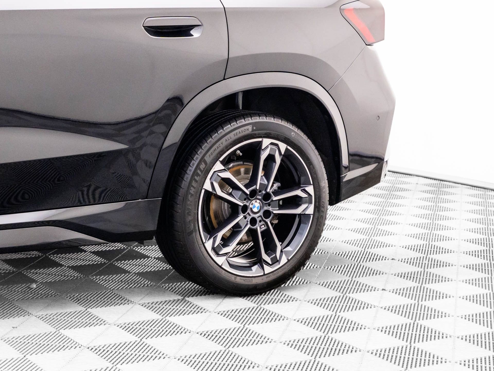 Certified 2025 BMW X1 xDrive28i w/ Technology Package image 34