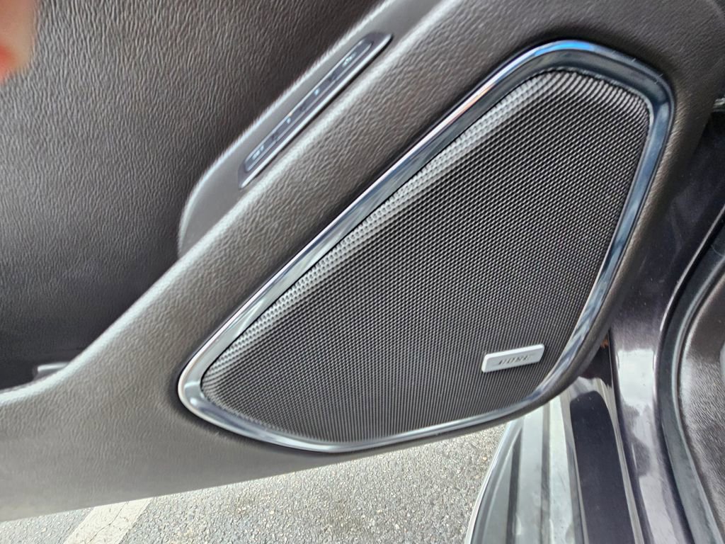 Used 2015 GMC Yukon Denali w/ Touring Package image 19