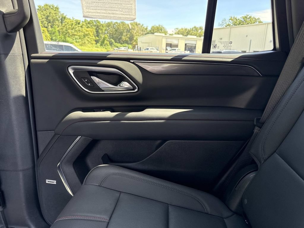 Used 2024 Chevrolet Tahoe RST w/ Luxury Package AWD/4WD image 15