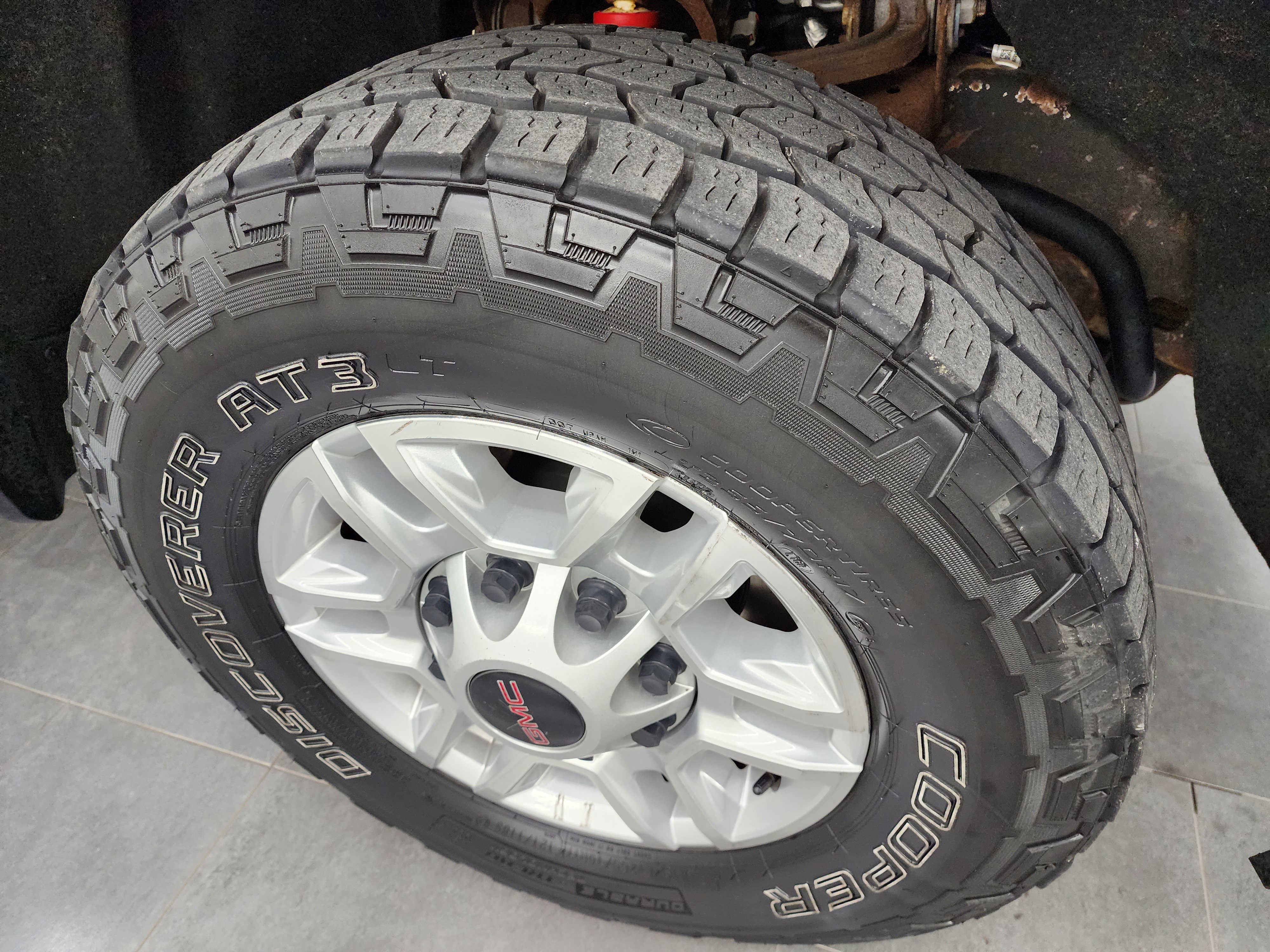 Used 2021 GMC Sierra 2500 SLE w/ X31 Off-Road Package AWD/4WD image 57