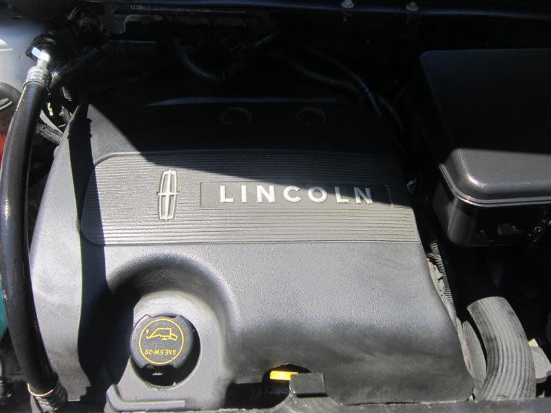 Used 2015 Lincoln MKX AWD w/ Equipment Group 102A image 35
