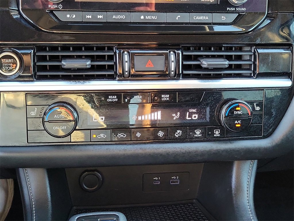 Used 2022 Nissan Pathfinder SV image 10