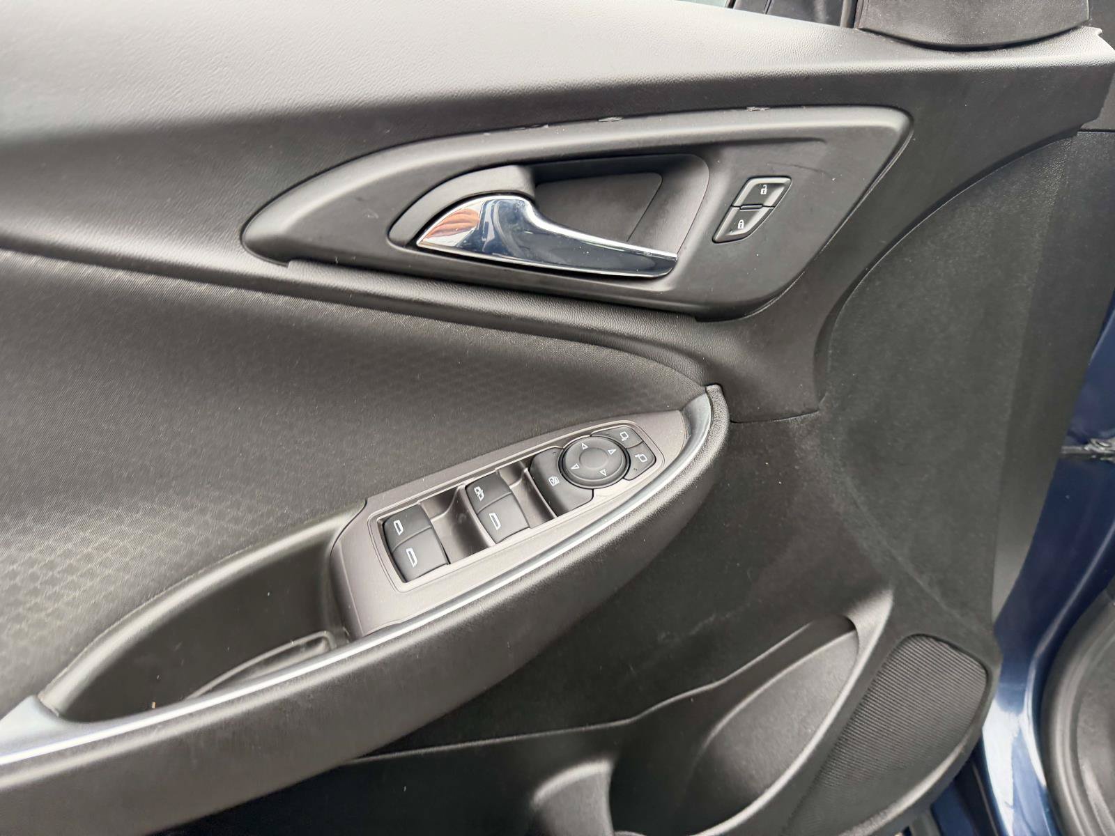 Certified 2021 Chevrolet Malibu LT FWD image 16