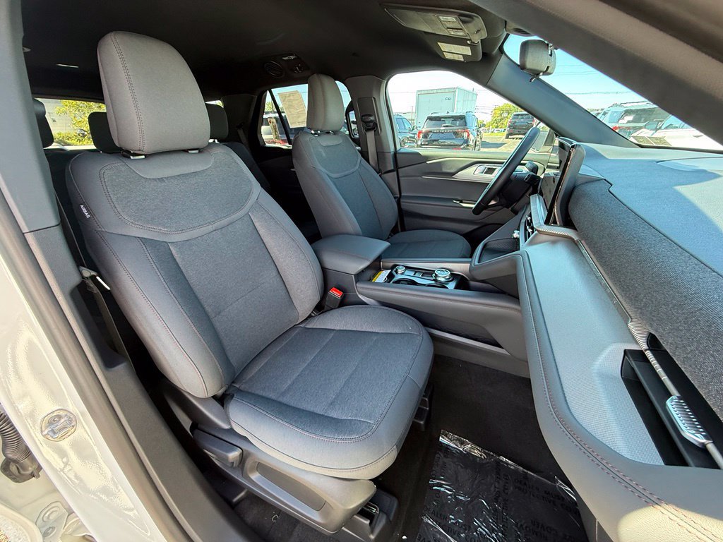 New 2027 Ford Explorer Active AWD/4WD image 24
