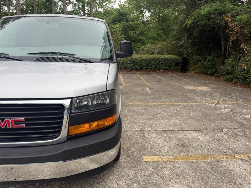 Used 2023 GMC Savana 2500 w/ Driver Convenience Package RWD image 19
