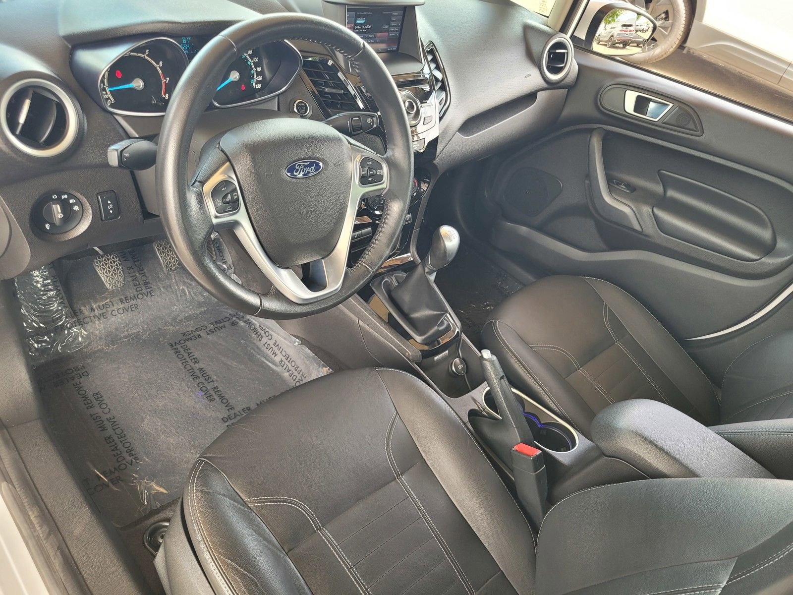 Used 2014 Ford Fiesta Titanium FWD image 16