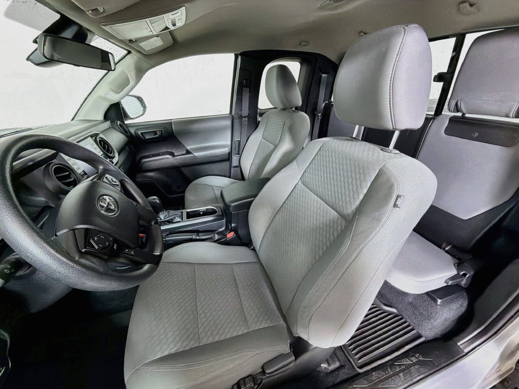 Used 2021 Toyota Tacoma SR RWD image 12