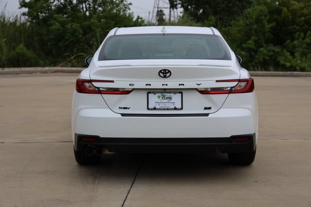New 2026 Toyota Camry SE FWD image 7
