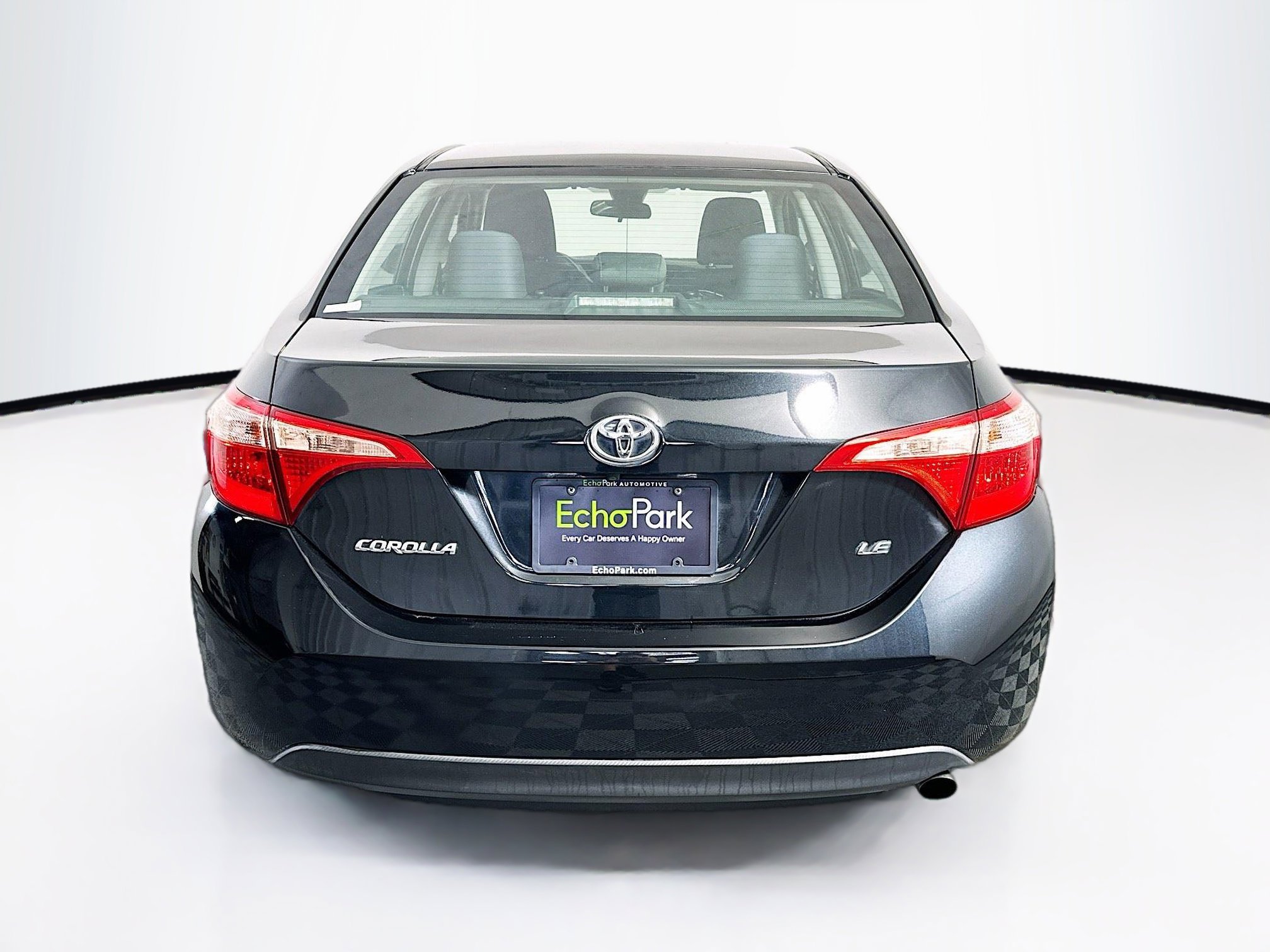 Used 2017 Toyota Corolla LE image 7