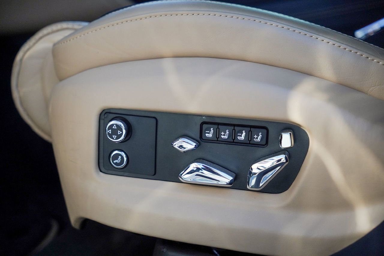 Certified 2023 Bentley Flying Spur W12 image 32