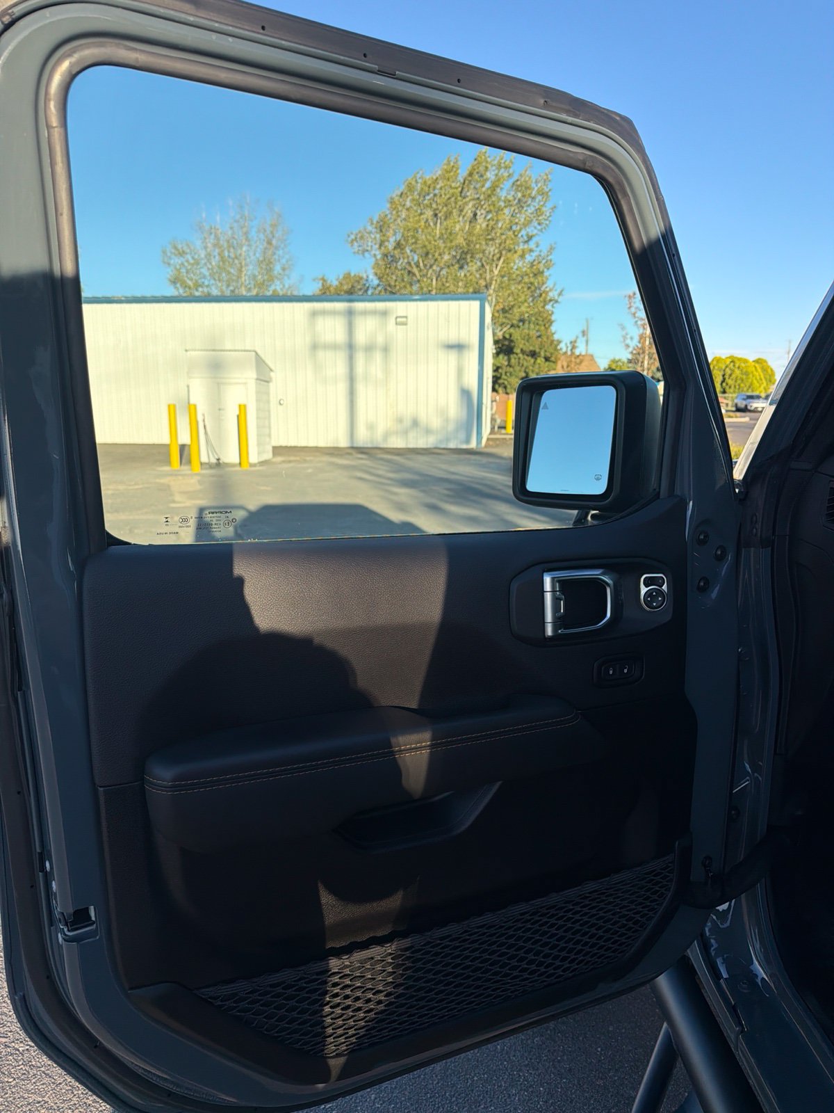 Used 2025 Jeep Wrangler Unlimited Rubicon 392 AWD/4WD image 18