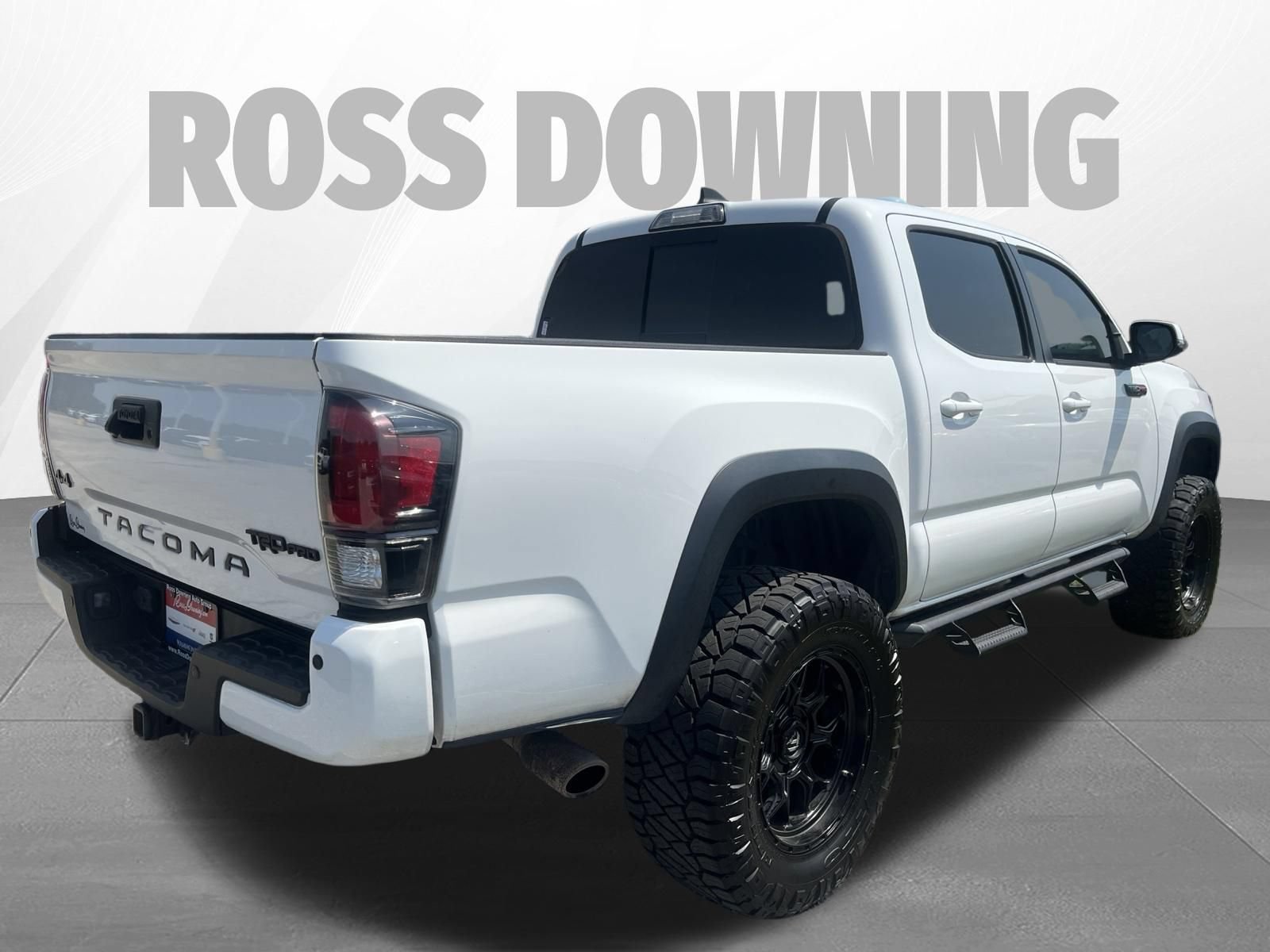 Used 2019 Toyota Tacoma TRD Pro AWD/4WD image 4