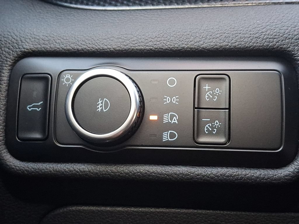 Used 2023 Ford Explorer ST w/ Equipment Group 401A AWD/4WD image 26