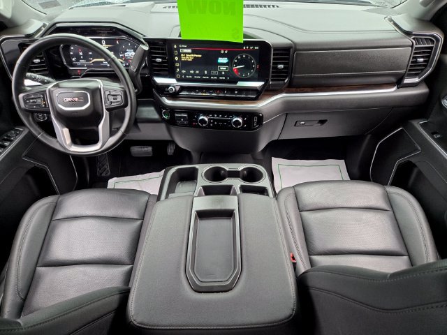 Used 2025 GMC Sierra 1500 SLT AWD/4WD image 14