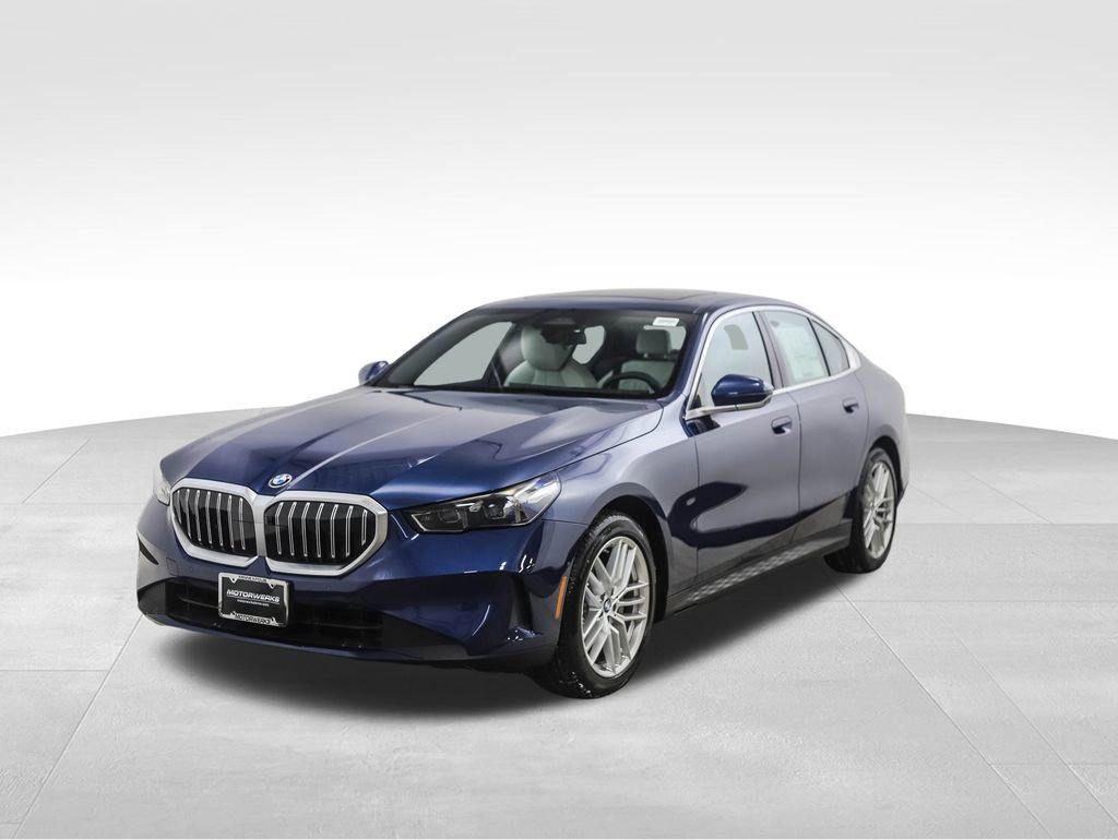 Certified 2025 BMW 530i xDrive w/ Premium Package image 1