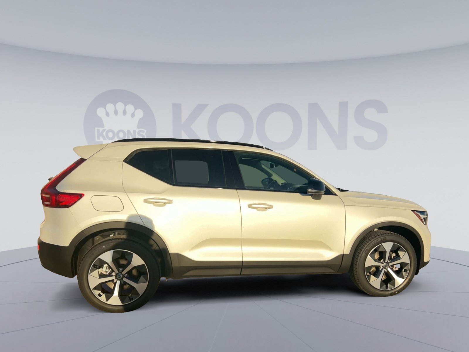 New 2026 Volvo XC40 B5 Plus w/ Protection Package Premier AWD/4WD image 12