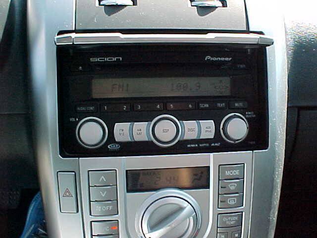 Used 2010 Scion tC FWD image 25