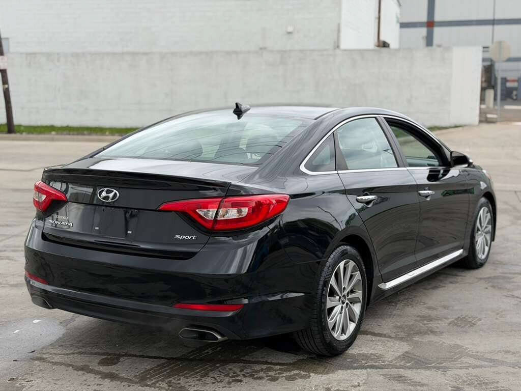 Used 2017 Hyundai Sonata Sport w/ Value Edition Package 02 FWD image 6