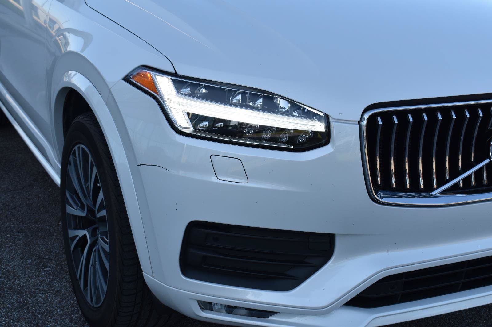 Used 2021 Volvo XC90 T5 Momentum w/ Protection Package Premier FWD image 19