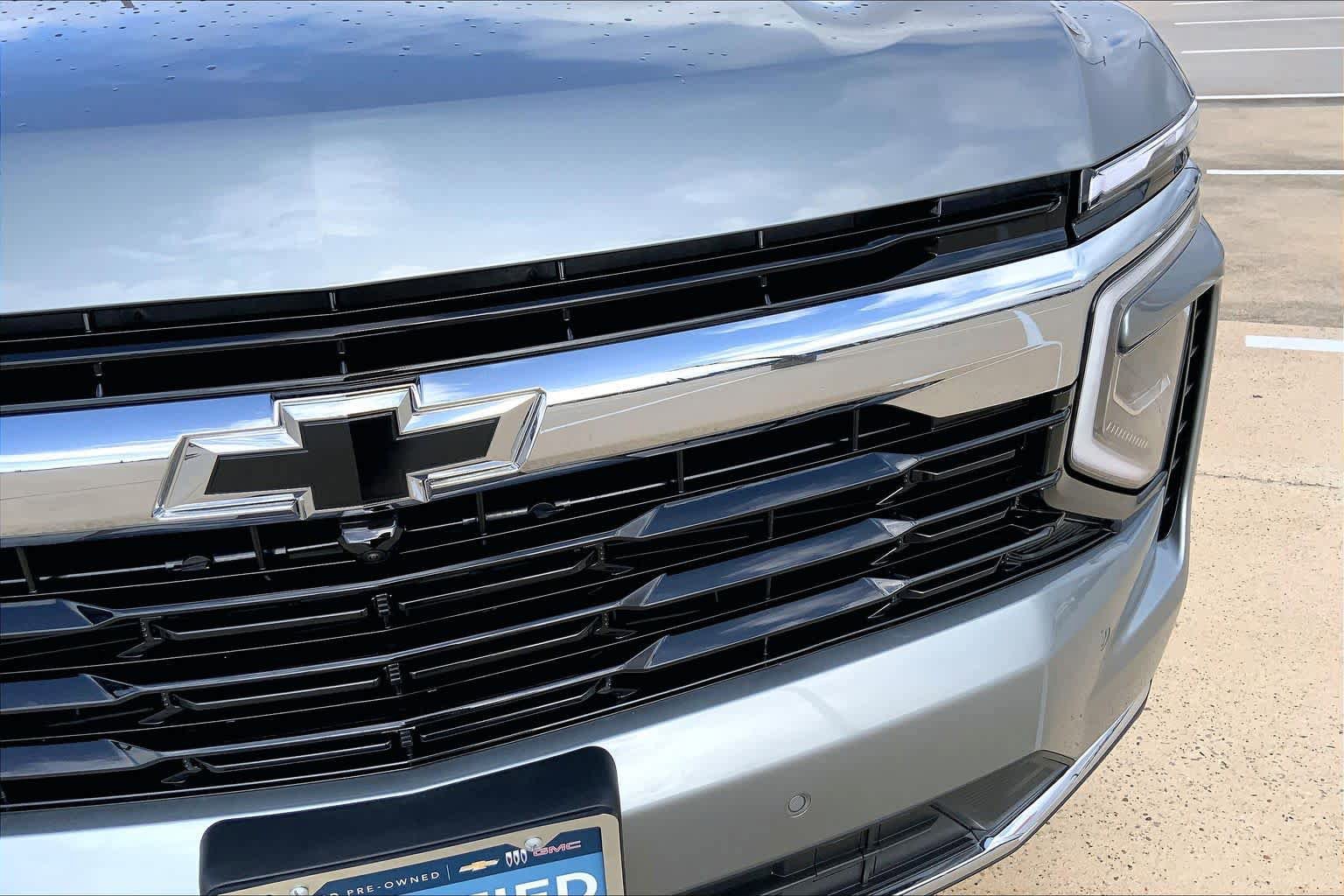 Used 2026 Chevrolet Suburban LS image 53