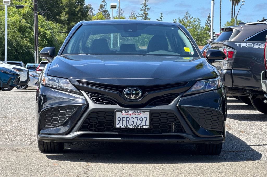 Certified 2023 Toyota Camry SE w/ Blackout Package (TMS) image 8