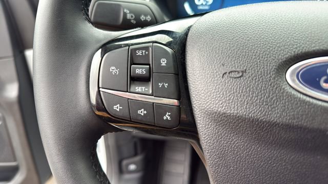 Used 2025 Ford Escape Platinum image 33
