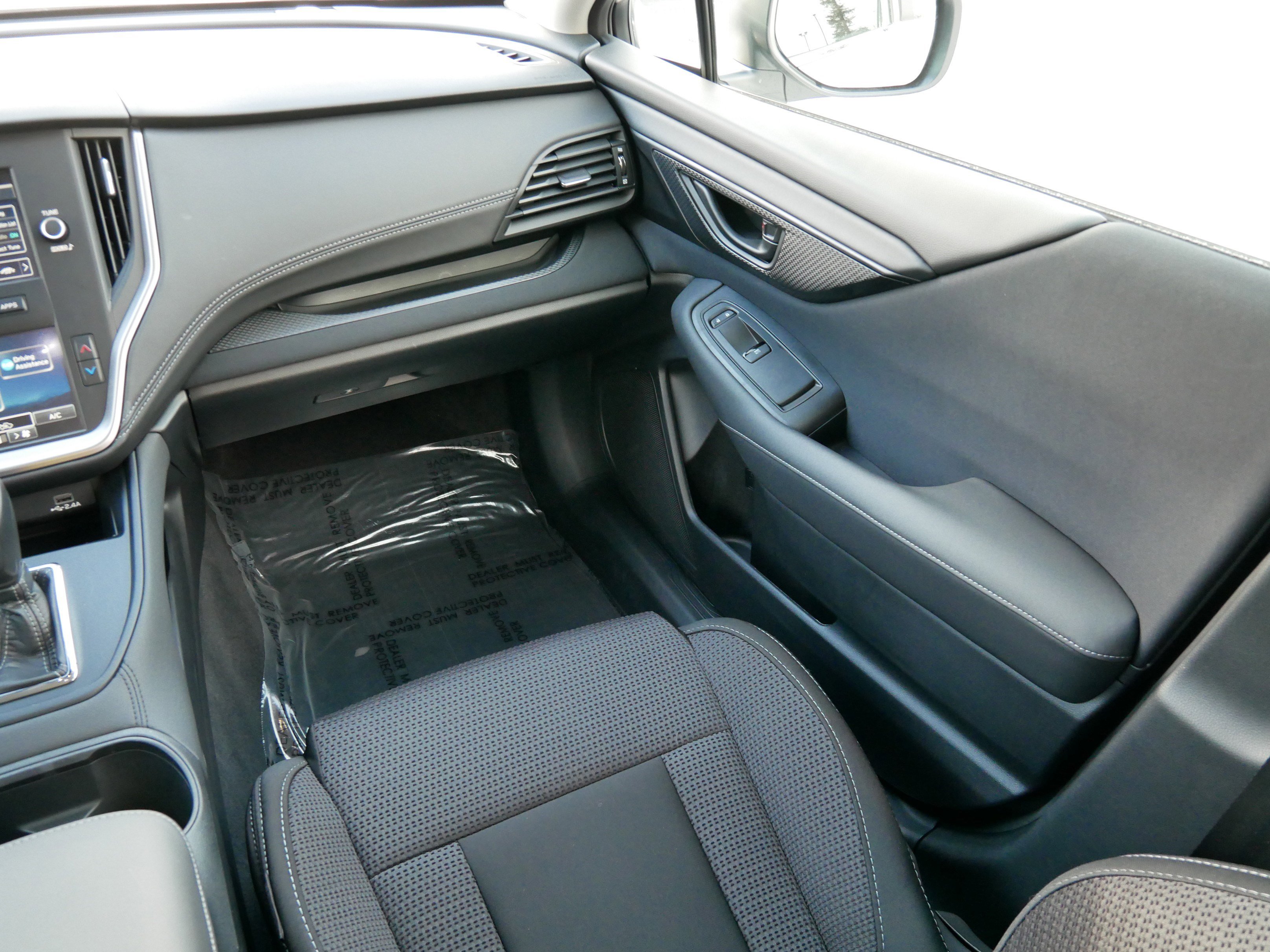 Used 2025 Subaru Outback image 11