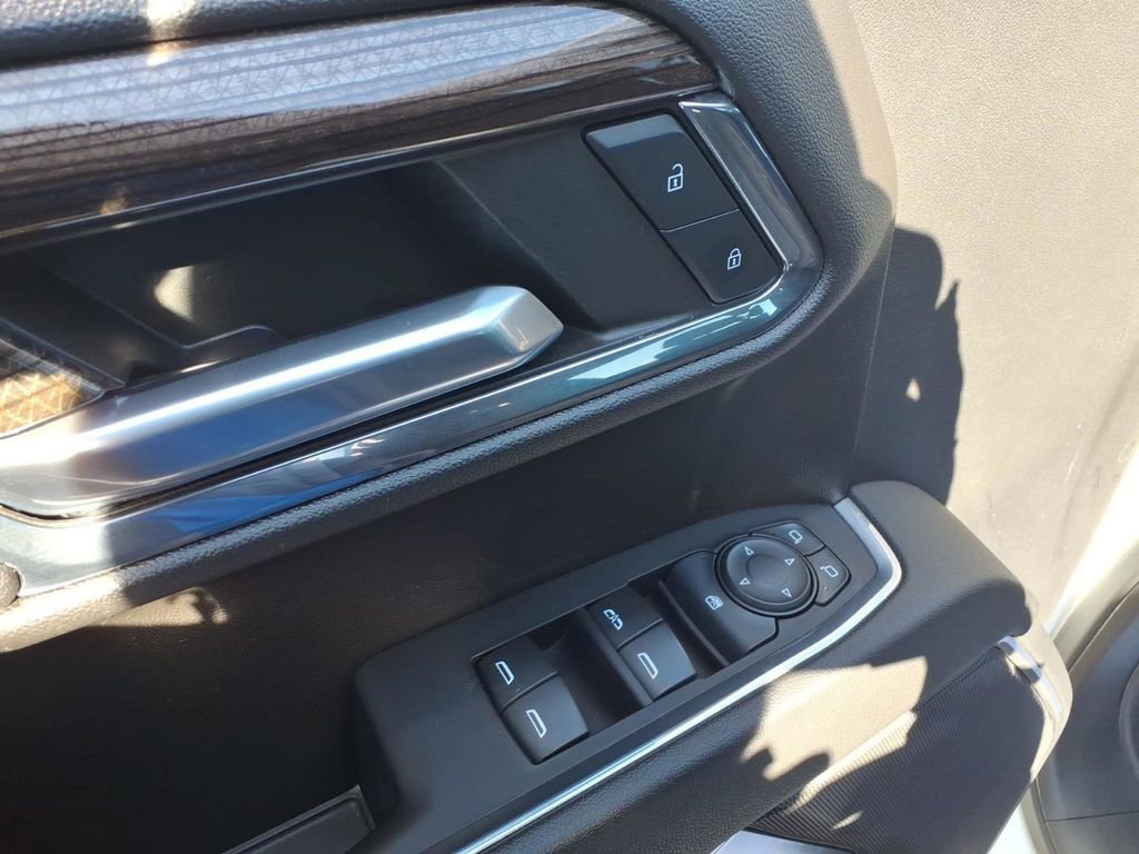 Used 2023 Chevrolet Silverado 1500 RST image 14