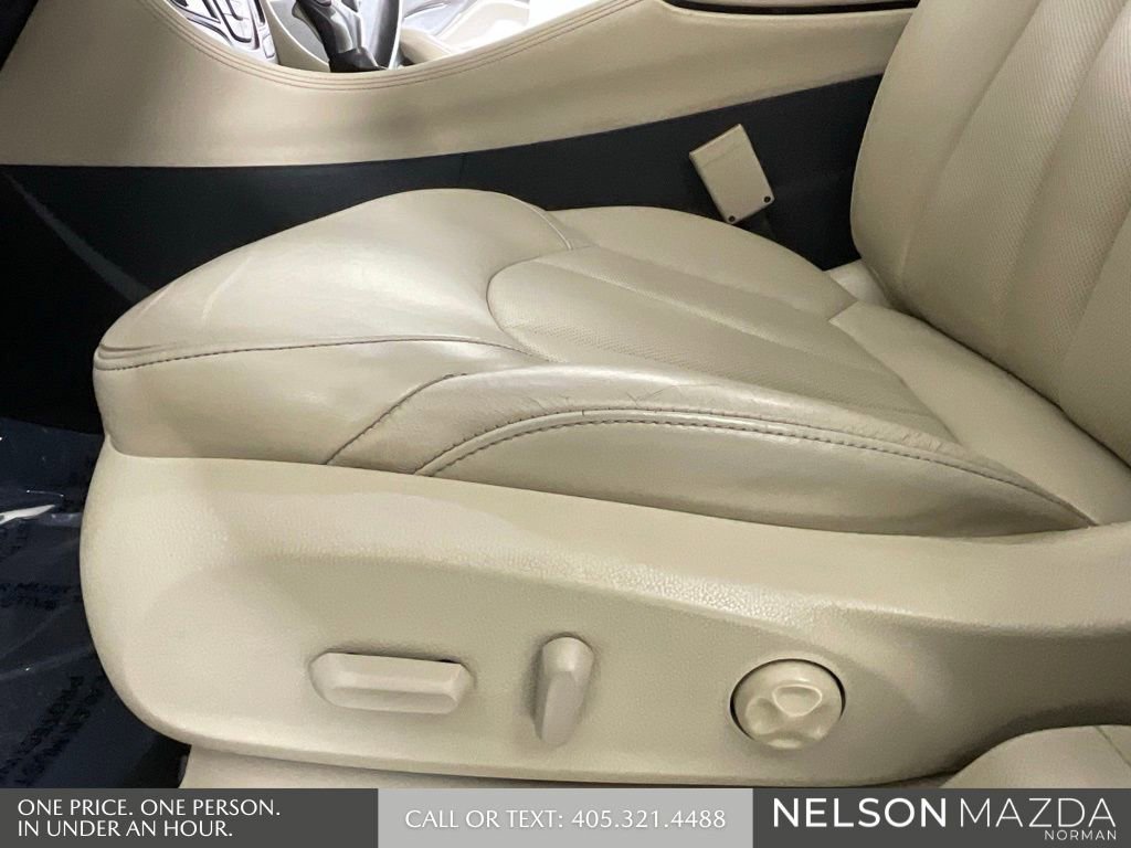 Used 2017 Buick Envision Essence image 25