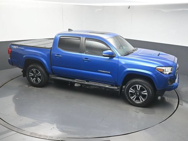 Used 2016 Toyota Tacoma TRD Sport w/ Premium & Technology Package RWD image 40