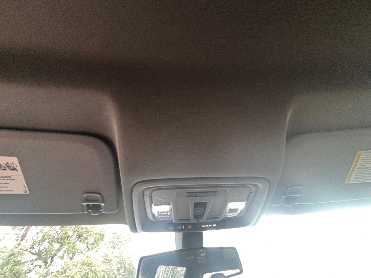 Used 2021 Chevrolet Silverado 1500 LT Trail Boss w/ Convenience Package II image 7