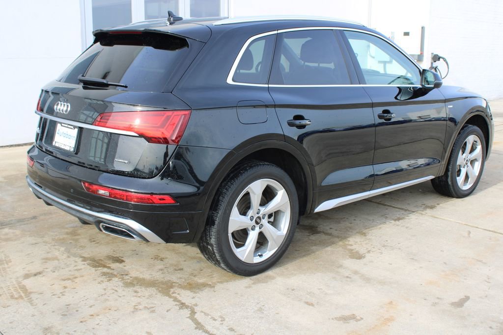 Used 2022 Audi Q5 2.0T Premium Plus w/ Premium Plus Package AWD/4WD image 6