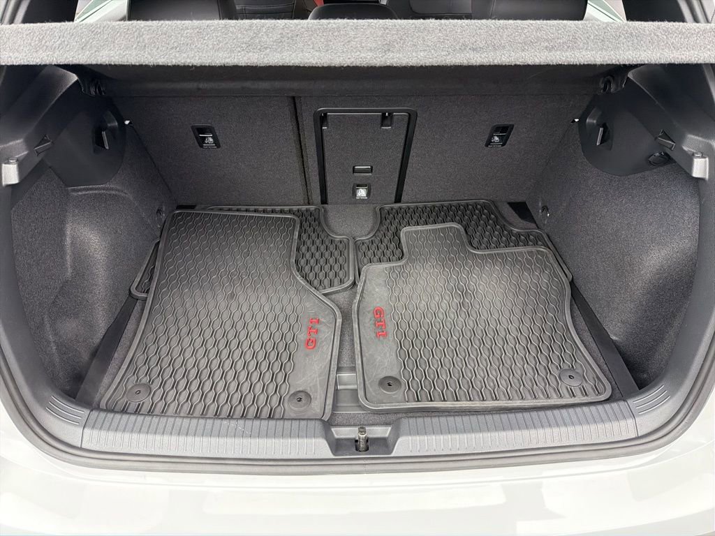 Used 2025 Volkswagen GTI Autobahn image 34
