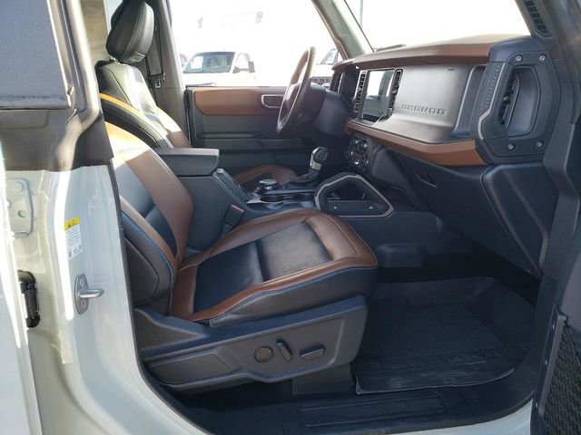 Used 2024 Ford Bronco Outer Banks image 17