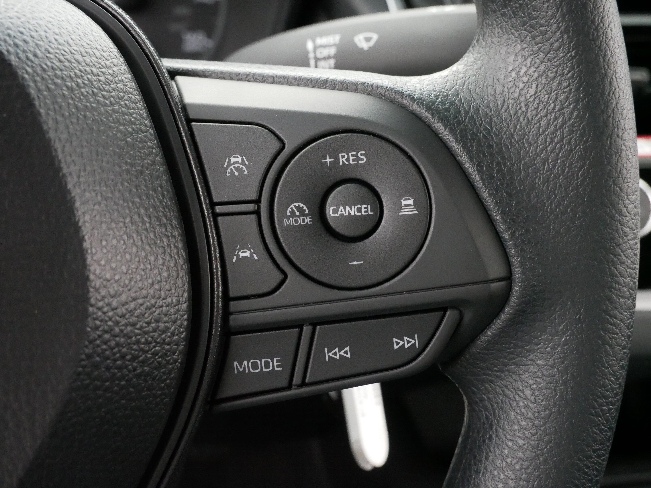 Certified 2025 Toyota Corolla LE image 25