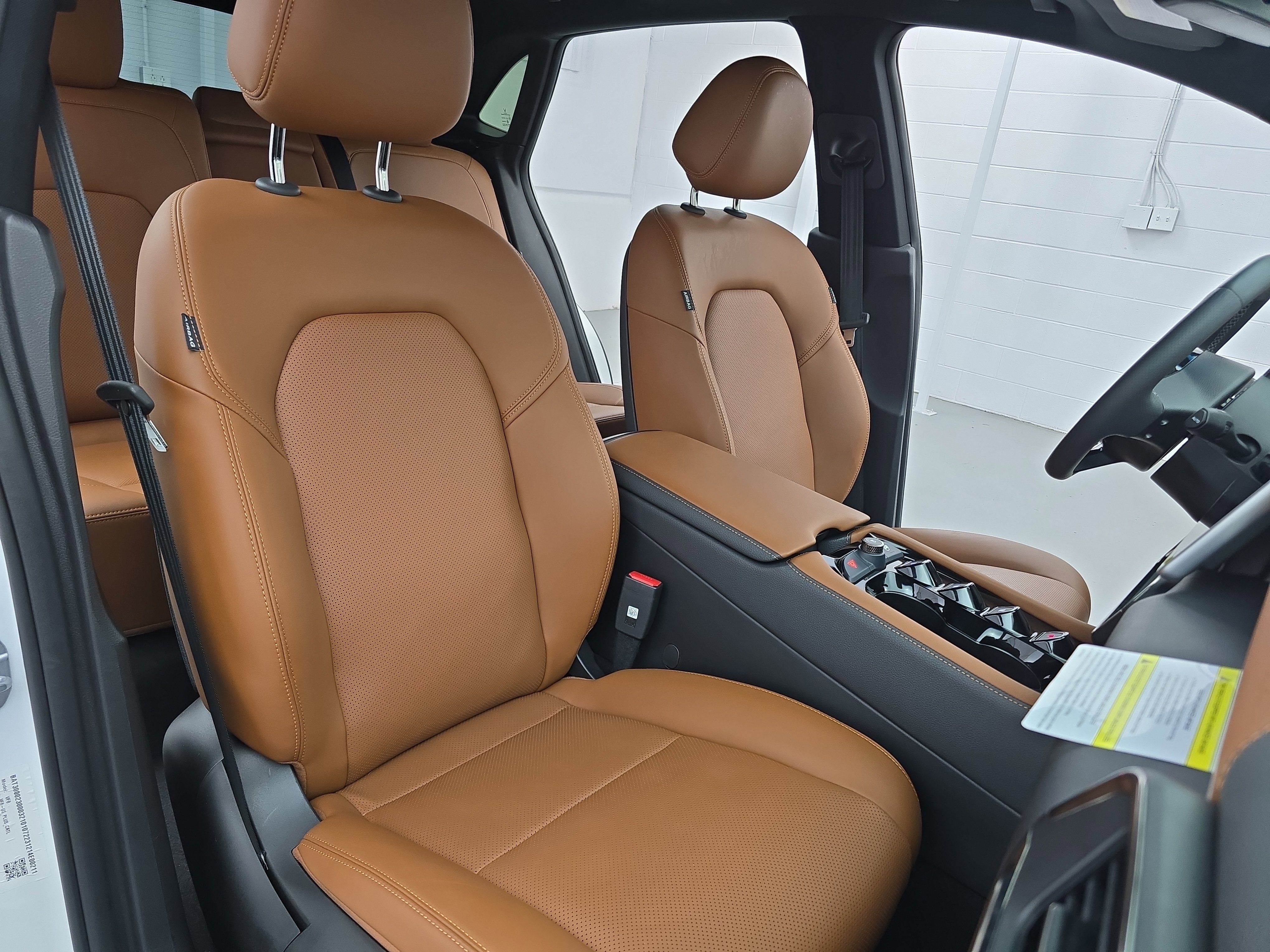 New 2025 VinFast VF 8 Plus image 10