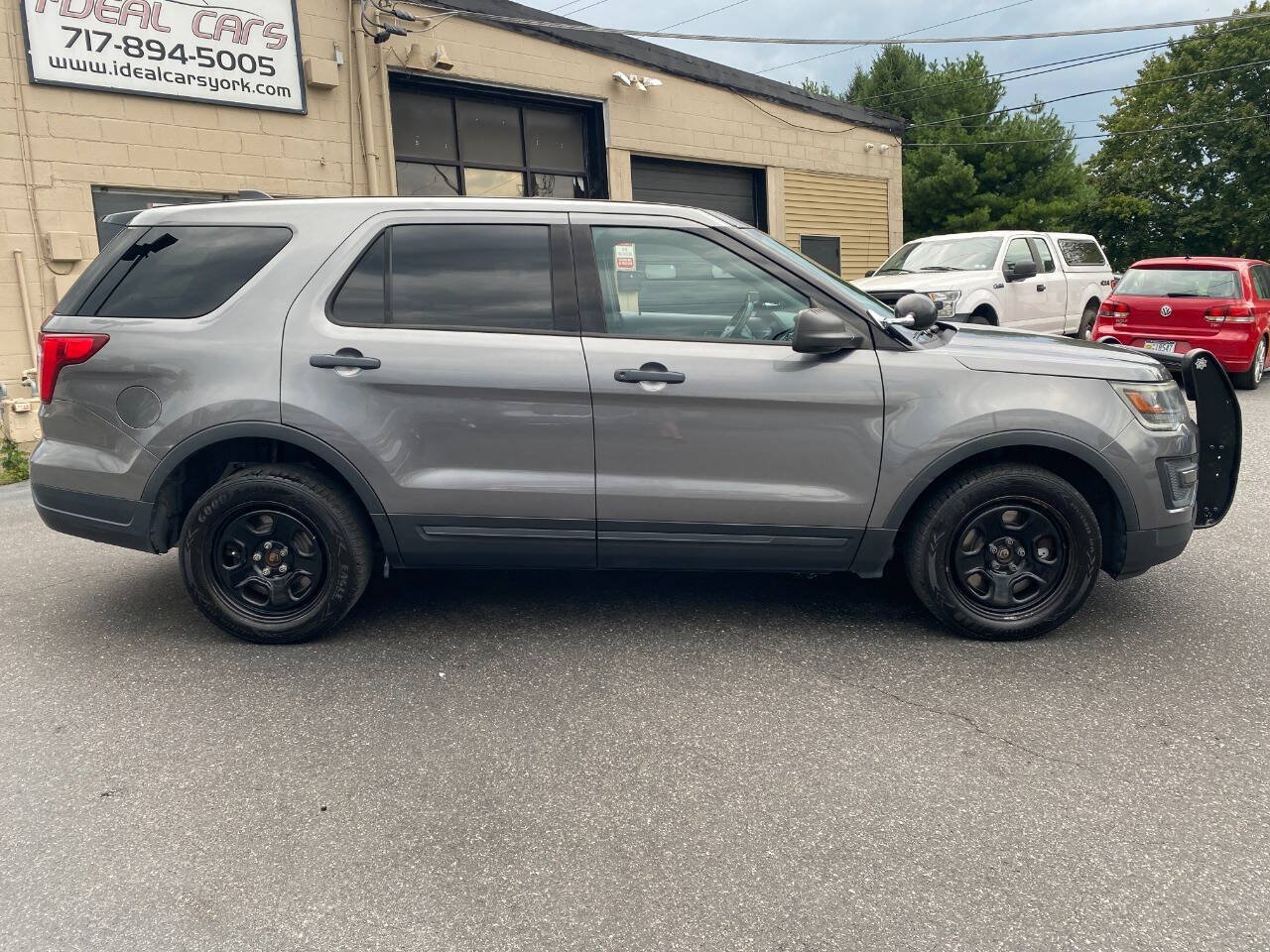 Used 2019 Ford Explorer 4WD Police Interceptor w/ Ready For The Road Package image 2