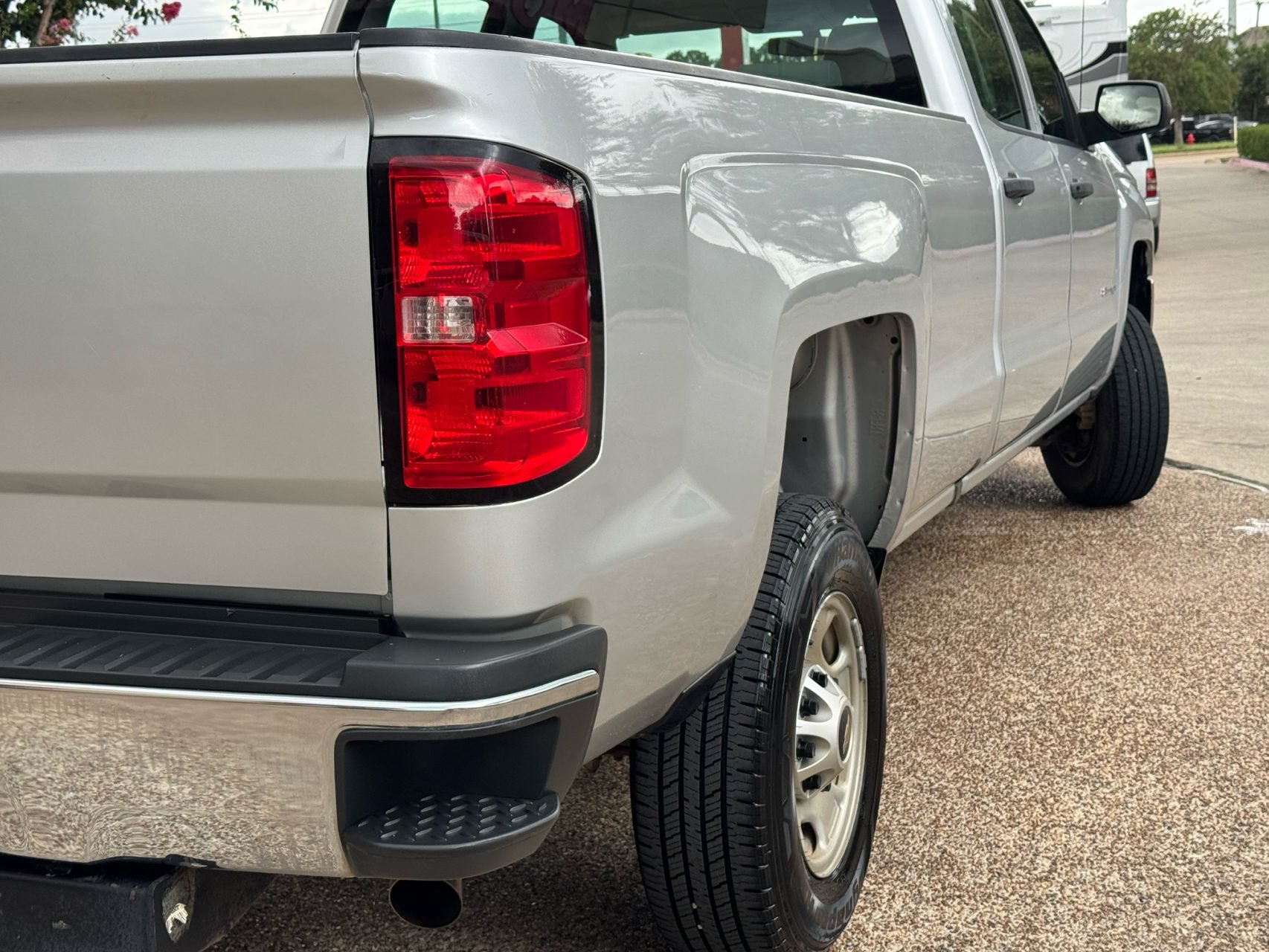 Used 2018 Chevrolet Silverado 2500 W/T RWD image 5