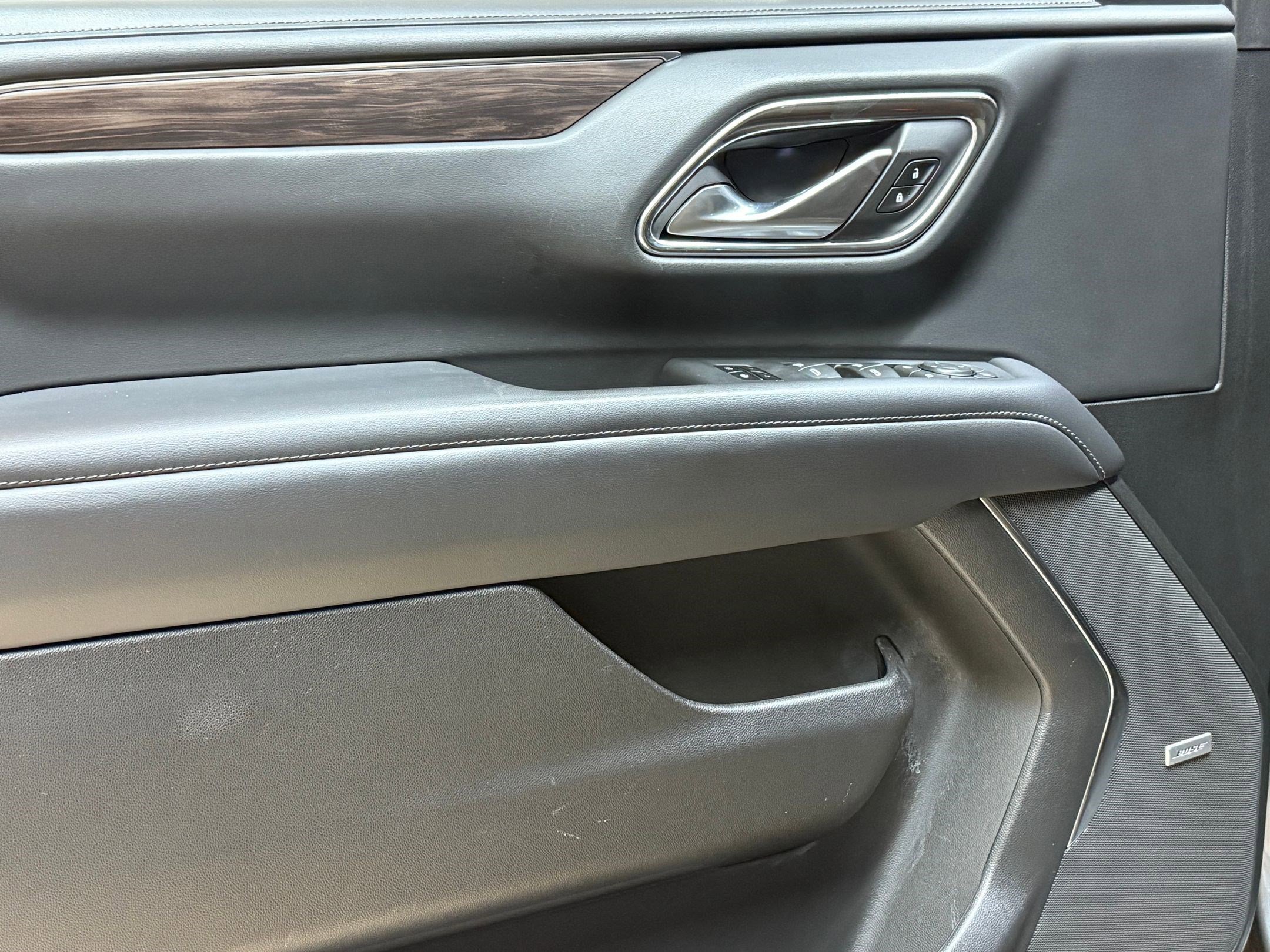 Used 2022 Chevrolet Tahoe LT w/ LT Signature Package image 13