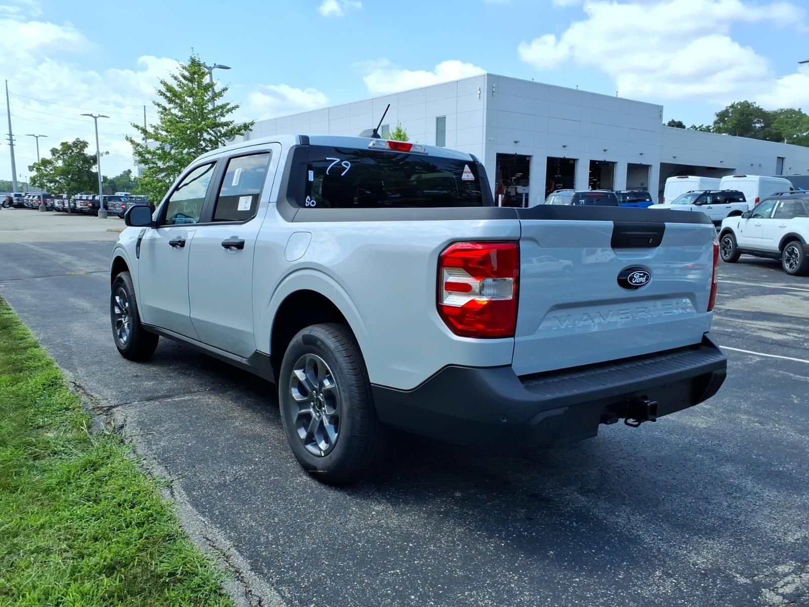 New 2026 Ford Maverick XLT w/ Equipment Group 301A AWD/4WD image 8