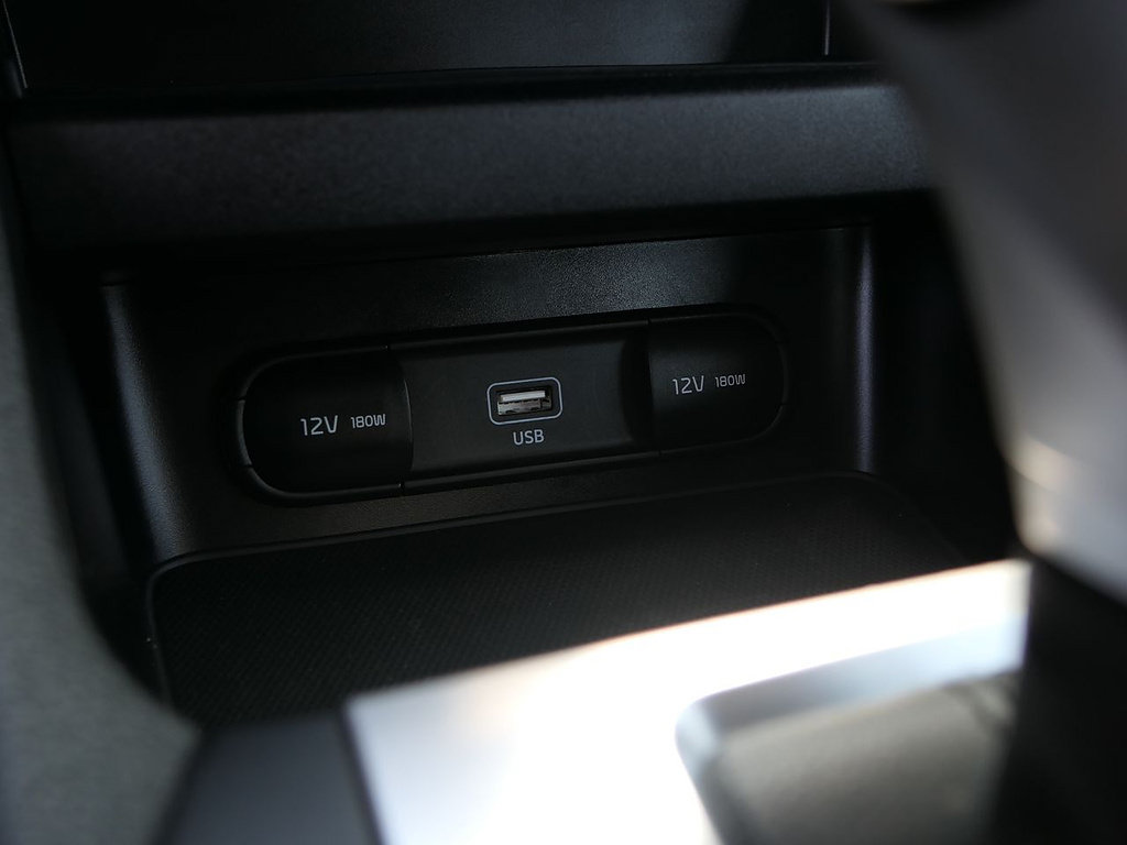 Used 2023 Kia Forte LXS w/ LXS Technology Package FWD image 20