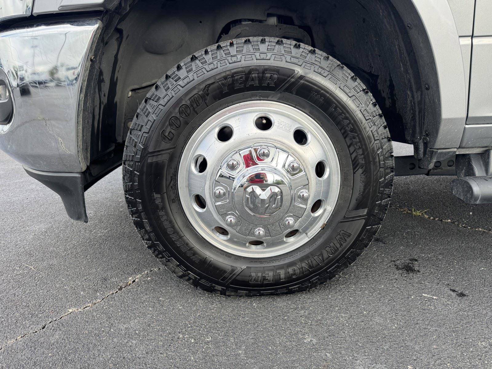 Used 2022 RAM 3500 Laramie AWD/4WD image 45
